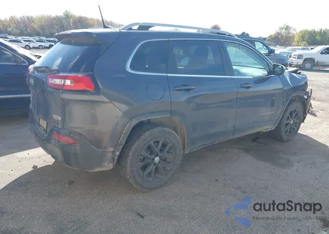 2017 Jeep Cherokee Latitude 4X4 z USA, uszkodzony, nr VIN 1C4PJMCB1HW568329